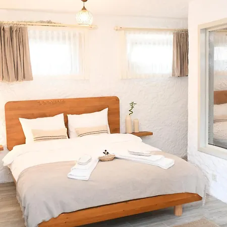 Mahzen (adults Only) 2*