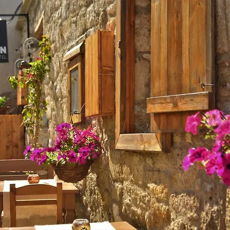 Mahzen (adults Only) Hotell 2*