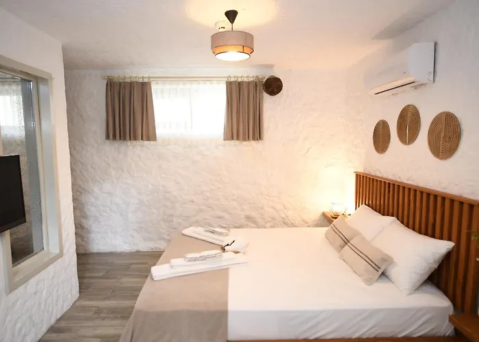 Mahzen (adults Only) 2*