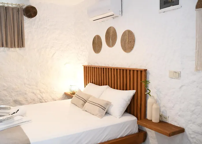 Mahzen (adults Only) Hotel 2*