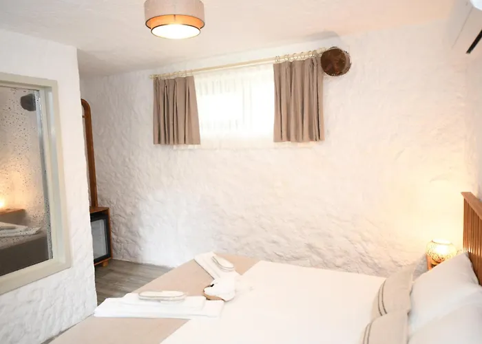 Mahzen (adults Only) Hotel