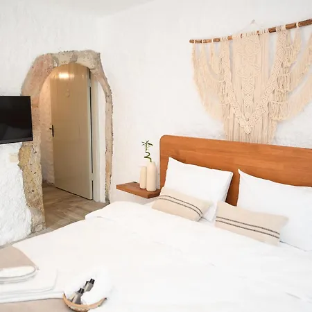 Mahzen (adults Only) 2*