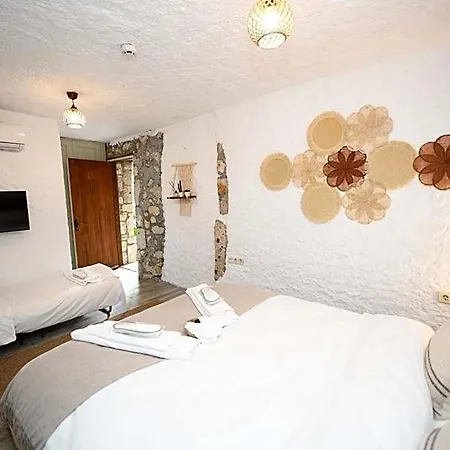 Mahzen (adults Only) Hotel Alaçatı